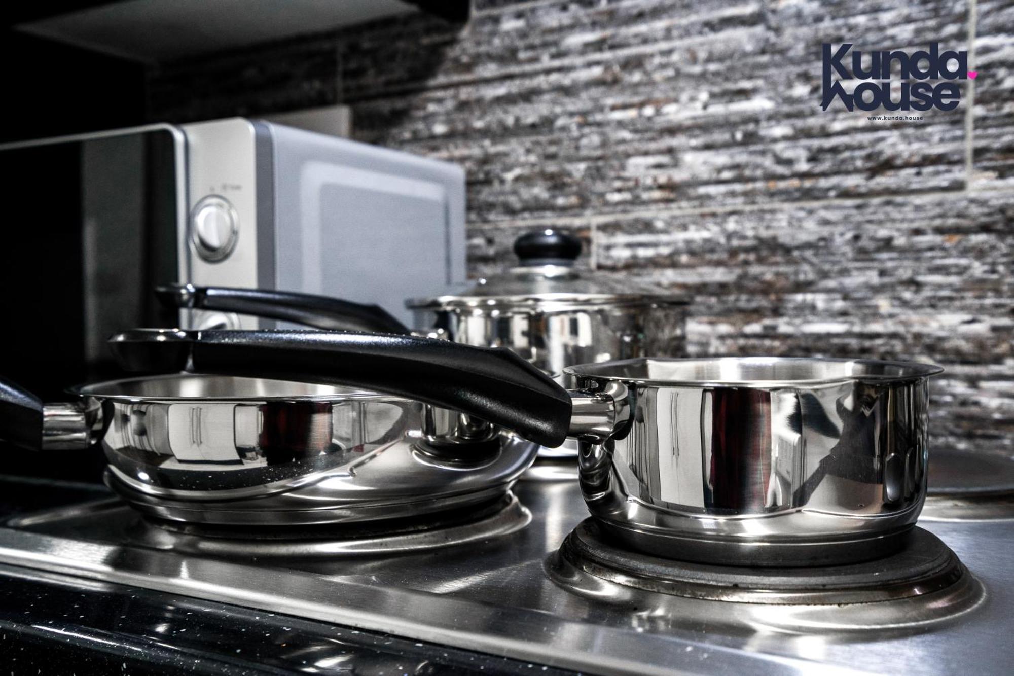 Cosy Apartments - City Living Made Elegant - เบอร์มิงแฮม ภายนอก รูปภาพ